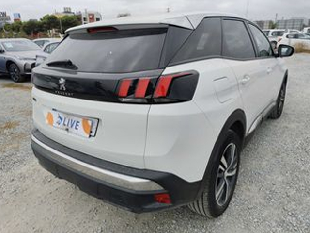 Peugeot 3008 PureTech 130 S&S Allure 96 kW (130 CV)