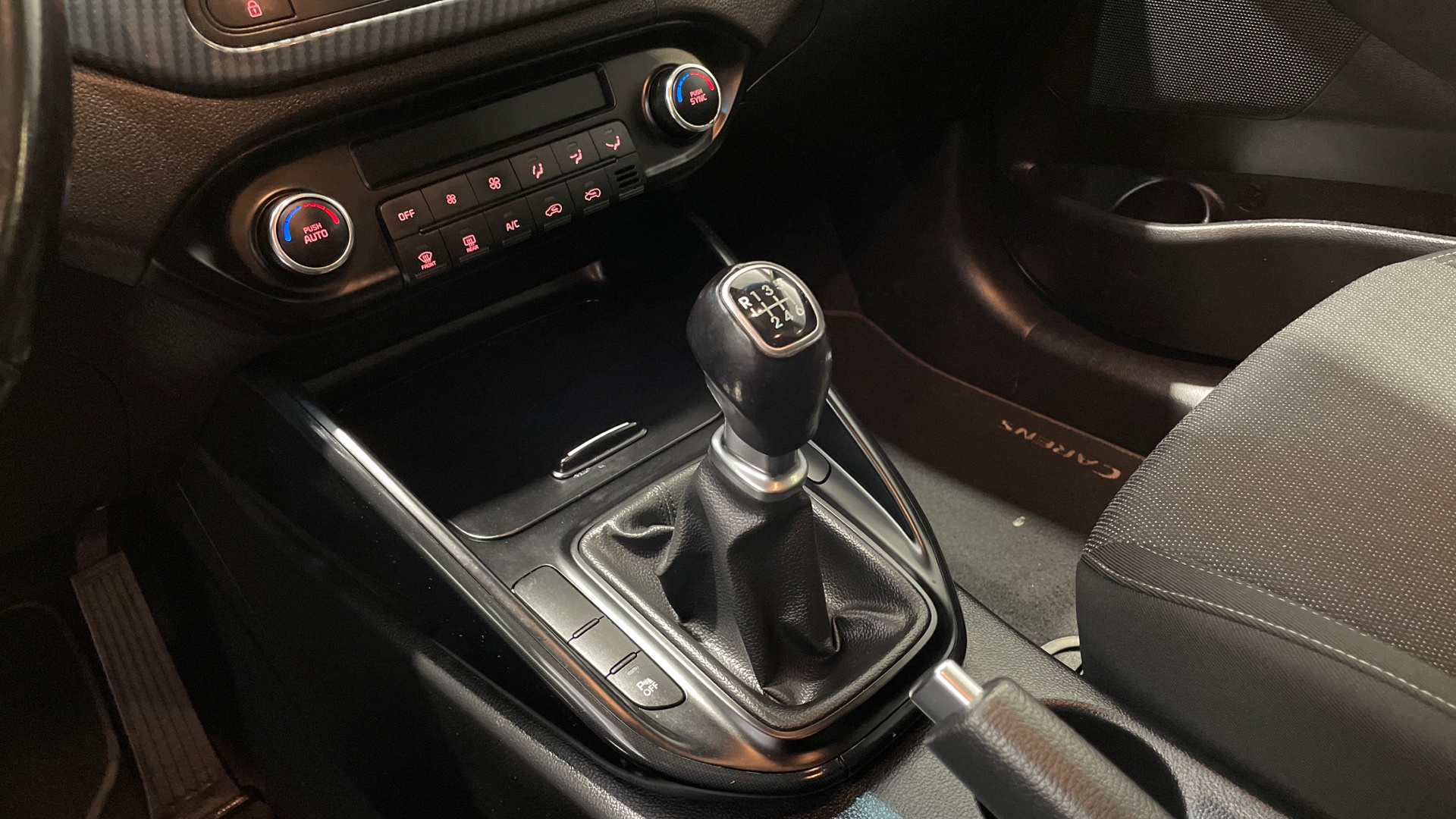 Kia Carens 1.6 GDi en Barcelona