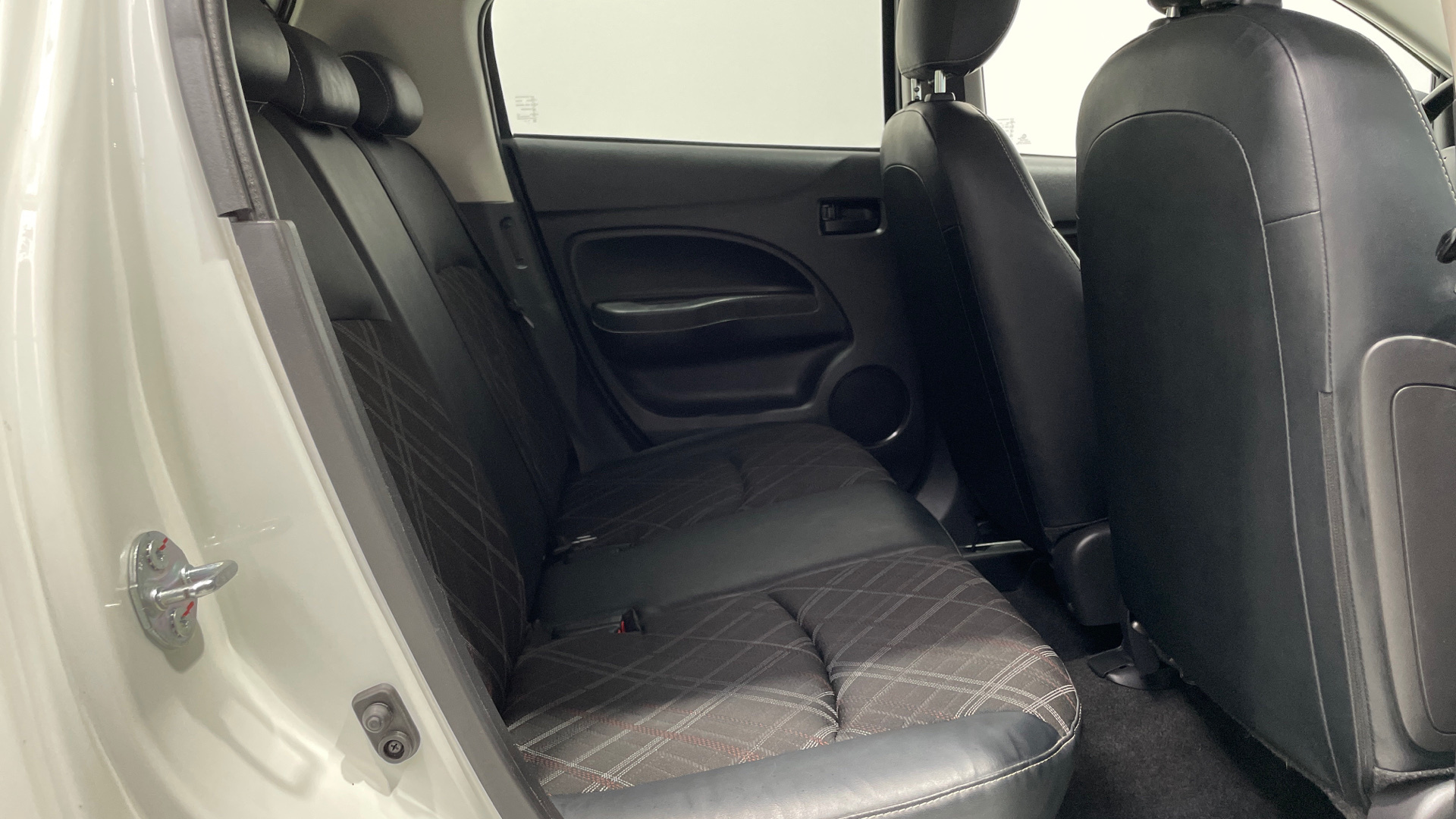 Mitsubishi Space Star 120 MPI en Barcelona