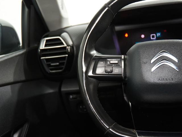 Foto 9 Citroen ë-C4 eléctrico Shine 100 kW (136 CV)