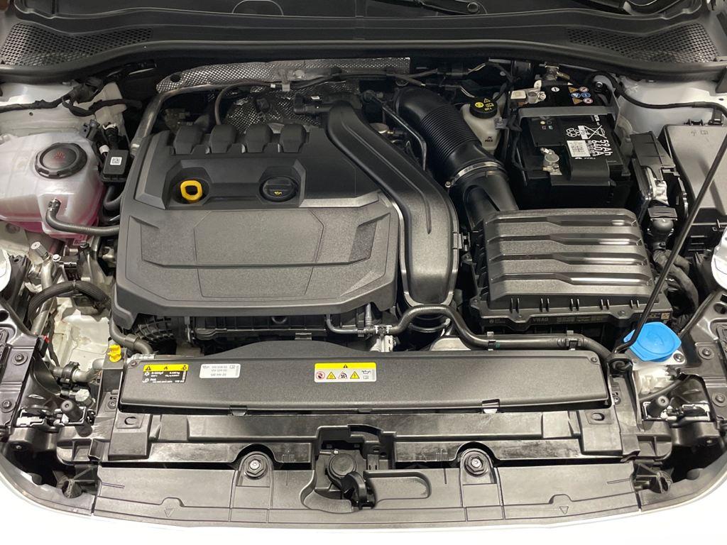 CUPRA Leon Sportstourer 1.5 eTSI en Barcelona