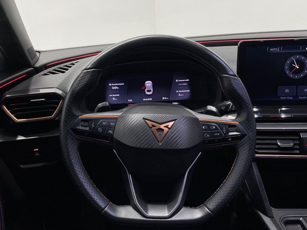 CUPRA Leon Sportstourer 1.5 eTSI en Barcelona