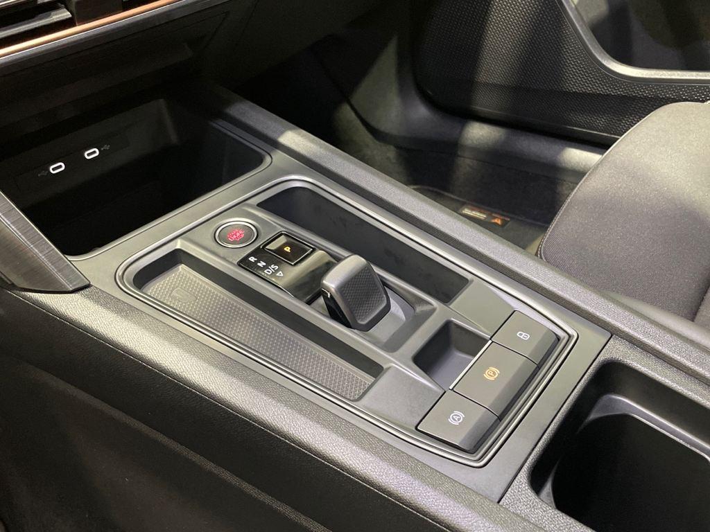 CUPRA Leon Sportstourer 1.5 eTSI en Barcelona