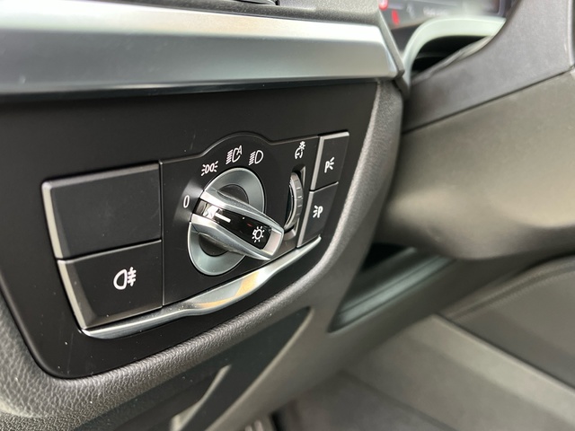 BMW X4 xDrive20d color Blanco. Año 2025. 140KW(190CV). Diésel. En concesionario Celtamotor Vigo de Pontevedra