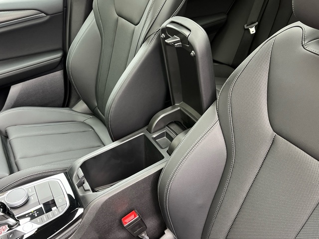 BMW X4 xDrive20d color Blanco. Año 2025. 140KW(190CV). Diésel. En concesionario Celtamotor Vigo de Pontevedra