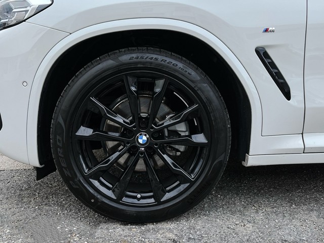 BMW X4 xDrive20d color Blanco. Año 2025. 140KW(190CV). Diésel. En concesionario Celtamotor Vigo de Pontevedra