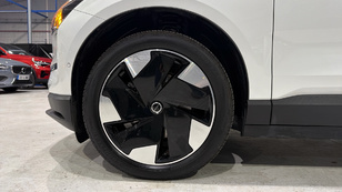 Volvo EX30 Ultra Ocasión 200 KW (272CV) - 8