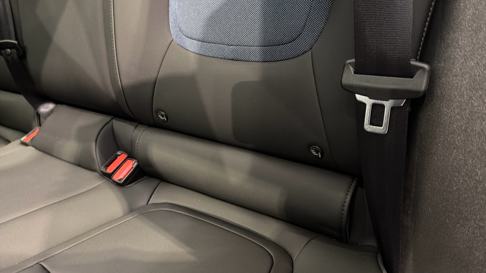 Volvo EX30 segunda mano 87114371 - 47