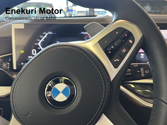 BMW X7 xDrive40d color Gris. Año 2025. 259KW(352CV). Diésel. En concesionario Enekuri Motor de Vizcaya