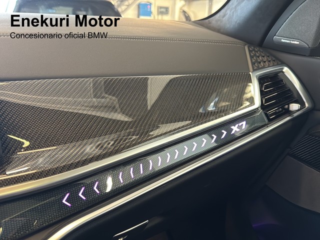 BMW X7 xDrive40d color Gris. Año 2025. 259KW(352CV). Diésel. En concesionario Enekuri Motor de Vizcaya