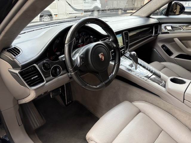 Porsche Panamera Turbo 368 kW (500 CV)