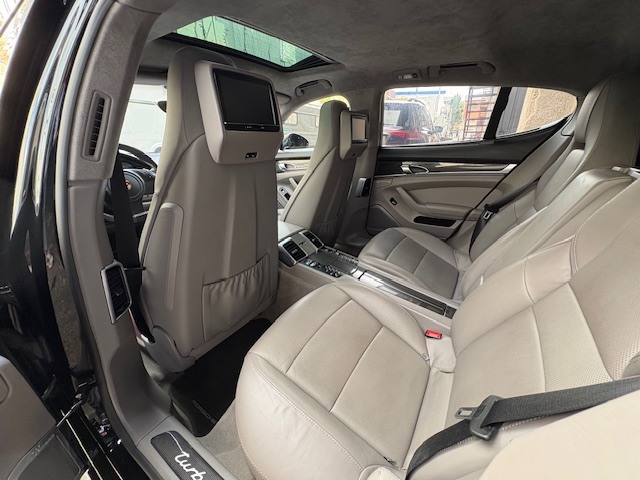 Porsche Panamera Turbo 368 kW (500 CV)