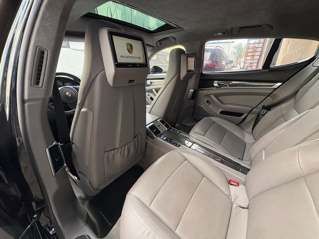 Porsche Panamera Turbo 368 kW (500 CV)