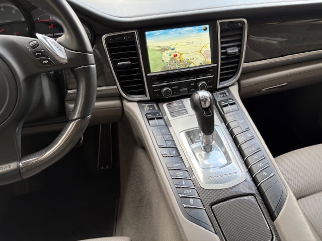 Porsche Panamera Turbo 368 kW (500 CV)