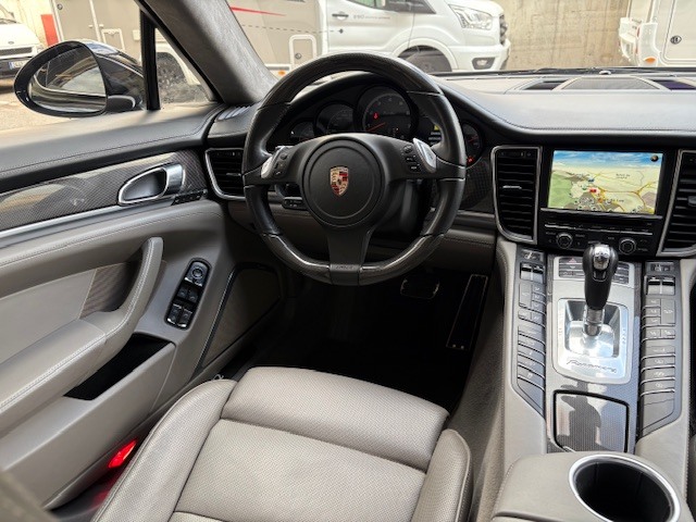 Porsche Panamera Turbo 368 kW (500 CV)