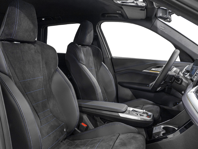 BMW X1 xDrive25e color Negro. Año 2025. 180KW(245CV). Híbrido Electro/Gasolina. En concesionario Caetano Cuzco, Salvatierra de Madrid