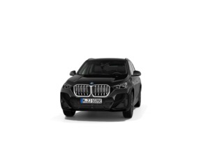 Fotos de BMW X1 xDrive25e color Negro. Año 2025. 180KW(245CV). Híbrido Electro/Gasolina. En concesionario Caetano Cuzco, Salvatierra de Madrid