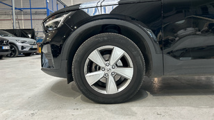 Volvo XC40 T2 Essential Auto 95 kW (129 CV) - 14 Volvo XC40 T2 Ocasión 95 KW (129CV) - 14