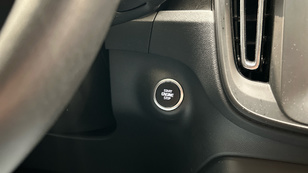 Volvo XC40 T2 Essential Auto 95 kW (129 CV) - 22 Volvo XC40 T2 Ocasión 95 KW (129CV) - 22