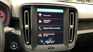 Volvo XC40 T2 Essential Auto 95 kW (129 CV) - 25 Volvo XC40 T2 Ocasión 95 KW (129CV) - 25