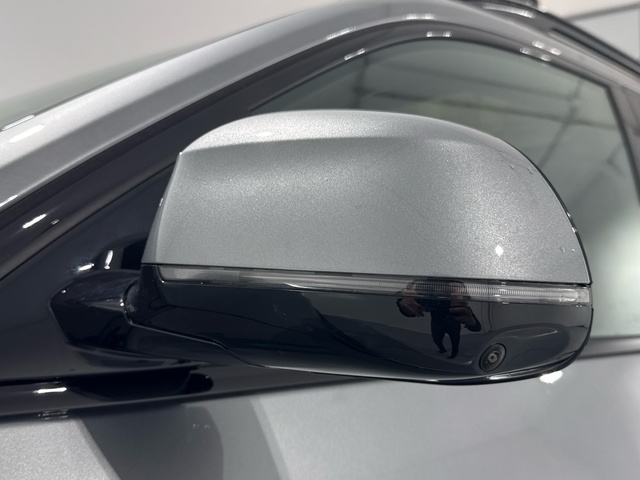 BMW X7 xDrive40d color Gris. Año 2025. 259KW(352CV). Diésel. En concesionario Auto Premier, S.A. - MADRID de Madrid