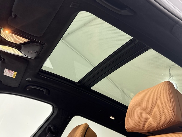 BMW X7 xDrive40d color Gris. Año 2025. 259KW(352CV). Diésel. En concesionario Auto Premier, S.A. - MADRID de Madrid