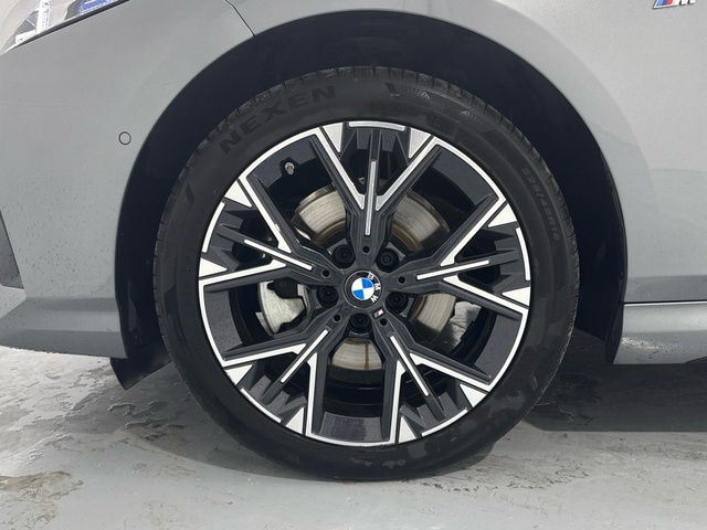 BMW Serie 1 120d color Gris. Año 2025. 120KW(163CV). Diésel. En concesionario Auto Premier, S.A. - MADRID de Madrid