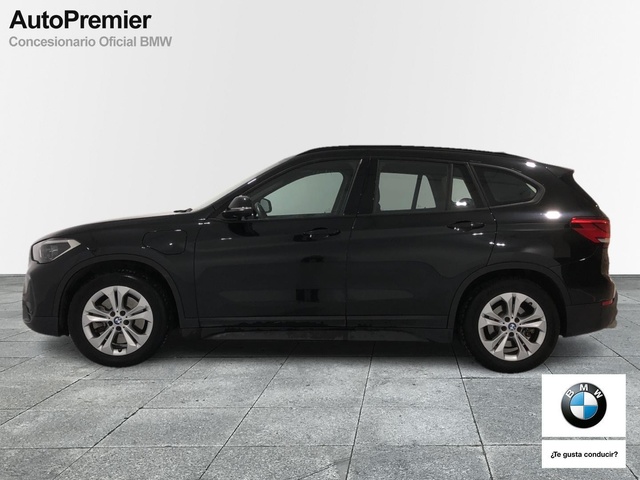 BMW X1 xDrive25e color Negro. Año 2020. 162KW(220CV). Híbrido Electro/Gasolina. En concesionario Auto Premier, S.A. - MADRID de Madrid