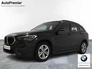 Fotos de BMW X1 xDrive25e color Negro. Año 2020. 162KW(220CV). Híbrido Electro/Gasolina. En concesionario Auto Premier, S.A. - MADRID de Madrid
