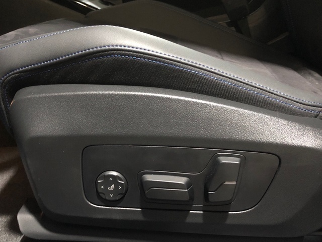 BMW X2 M35i color Azul. Año 2025. 221KW(300CV). Gasolina. En concesionario Auto Premier, S.A. - MADRID de Madrid