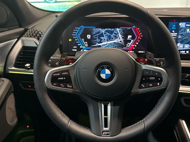 BMW XM 50e color Negro. Año 2025. 350KW(476CV). Híbrido Electro/Gasolina. En concesionario Auto Premier, S.A. - MADRID de Madrid