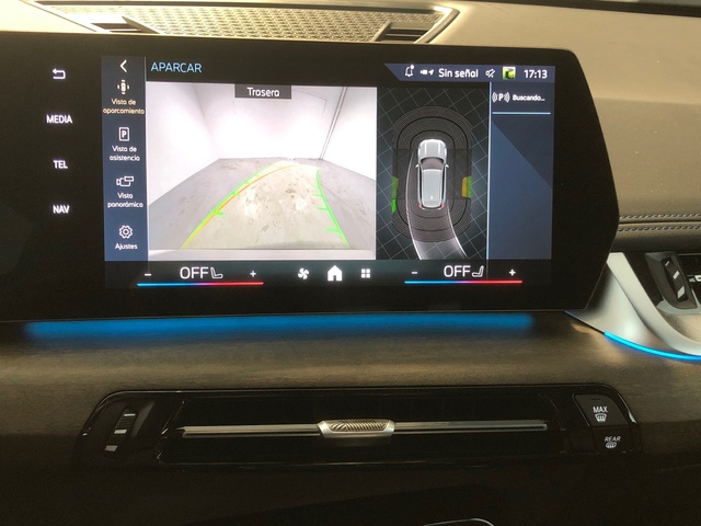 BMW iX1 xDrive30 color Blanco. Año 2025. 230KW(313CV). Eléctrico. En concesionario Auto Premier, S.A. - MADRID de Madrid