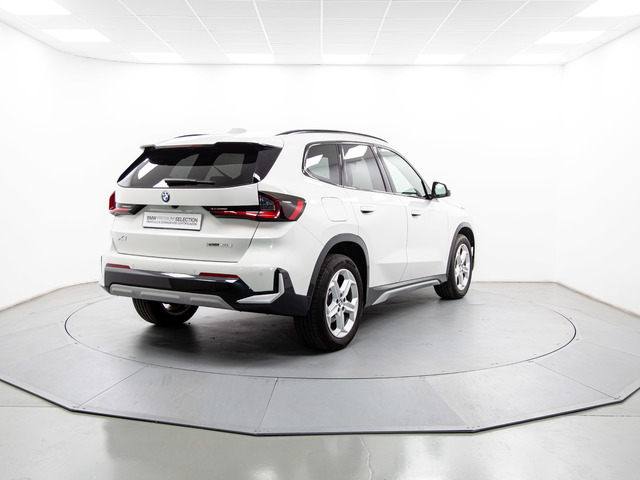 BMW X1 xDrive20d color Blanco. Año 2024. 120KW(163CV). Diésel. En concesionario Móvil Begar Alicante de Alicante