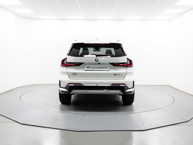 BMW X1 xDrive20d color Blanco. Año 2024. 120KW(163CV). Diésel. En concesionario Móvil Begar Alicante de Alicante