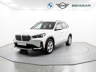 Fotos de BMW X1 xDrive20d color Blanco. Año 2024. 120KW(163CV). Diésel. En concesionario Móvil Begar Alicante de Alicante