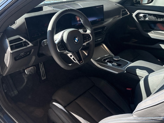 BMW Serie 2 218i color Negro. Año 2025. 115KW(156CV). Gasolina. En concesionario Pruna Motor, S.L de Barcelona