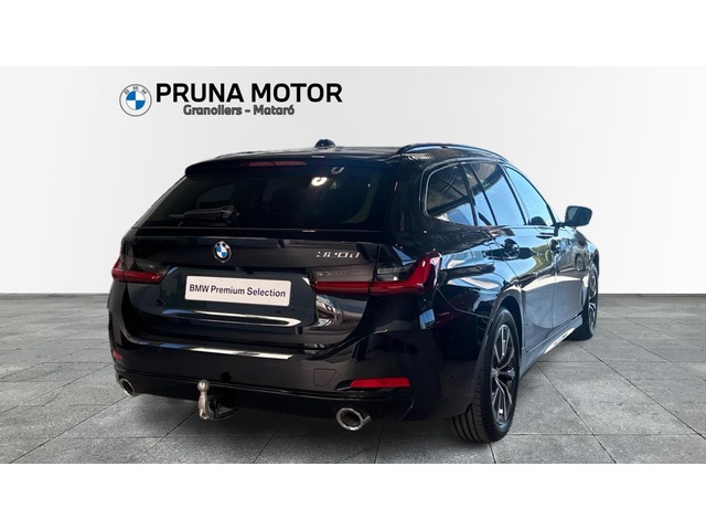 BMW Serie 3 320d Touring color Negro. Año 2025. 140KW(190CV). Diésel. En concesionario Pruna Motor, S.L de Barcelona
