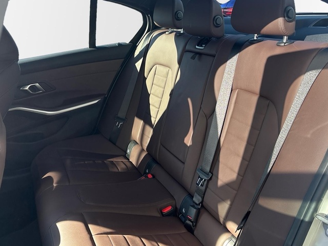 BMW Serie 3 318d color Blanco. Año 2025. 110KW(150CV). Diésel. En concesionario Pruna Motor, S.L de Barcelona