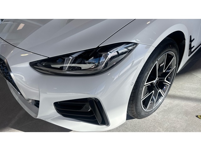 BMW Serie 4 420d Gran Coupe color Blanco. Año 2025. 140KW(190CV). Diésel. En concesionario Pruna Motor, S.L de Barcelona