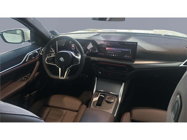 BMW Serie 4 420d Gran Coupe color Blanco. Año 2025. 140KW(190CV). Diésel. En concesionario Pruna Motor, S.L de Barcelona