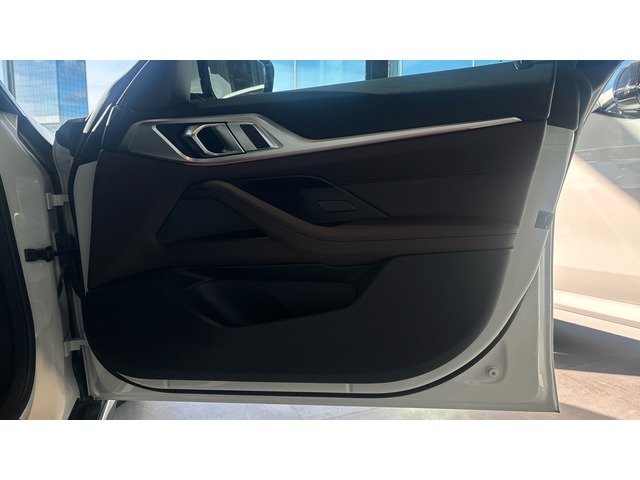 BMW Serie 4 420d Gran Coupe color Blanco. Año 2025. 140KW(190CV). Diésel. En concesionario Pruna Motor, S.L de Barcelona