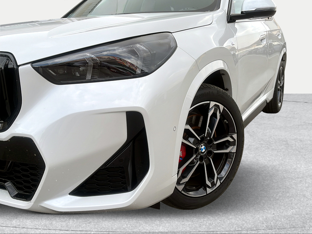 BMW X1 sDrive20i color Blanco. Año 2025. 125KW(170CV). Gasolina. En concesionario Ilbira Motor | Granada de Granada