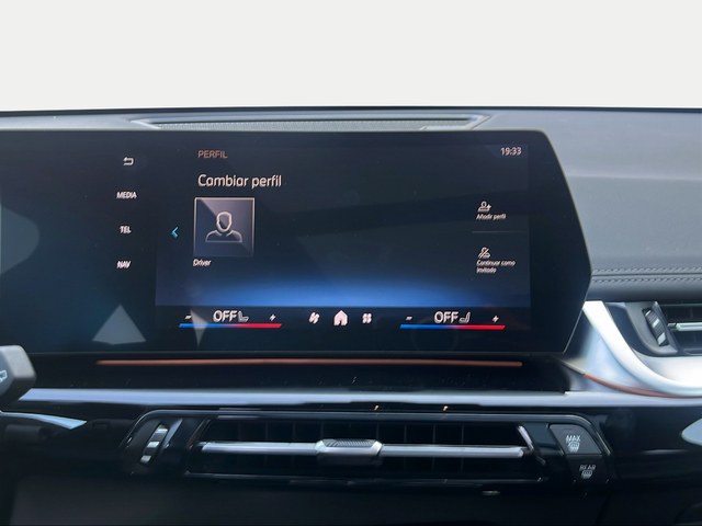 BMW X1 sDrive20i color Blanco. Año 2025. 125KW(170CV). Gasolina. En concesionario Ilbira Motor | Granada de Granada