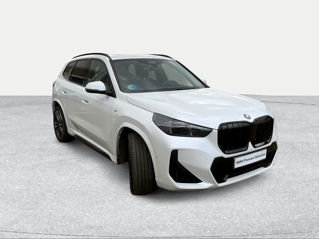 BMW X1 sDrive20i color Blanco. Año 2025. 125KW(170CV). Gasolina. En concesionario Ilbira Motor | Granada de Granada