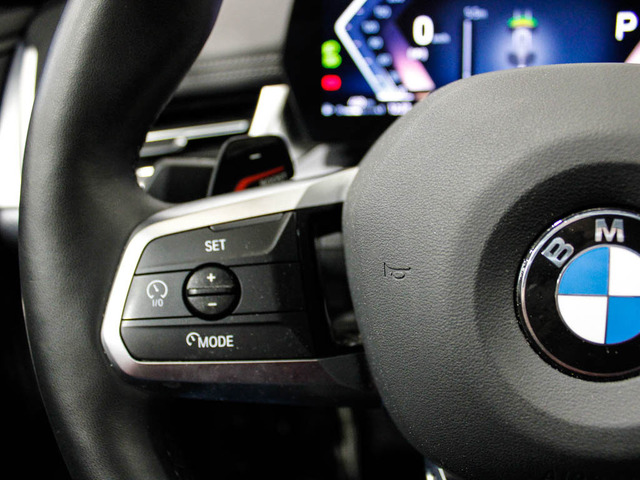 BMW X1 sDrive20d color Gris Plata. Año 2024. 120KW(163CV). Diésel. En concesionario Barcelona Premium -- GRAN VIA de Barcelona