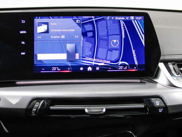 BMW X1 sDrive20d color Gris Plata. Año 2024. 120KW(163CV). Diésel. En concesionario Barcelona Premium -- GRAN VIA de Barcelona