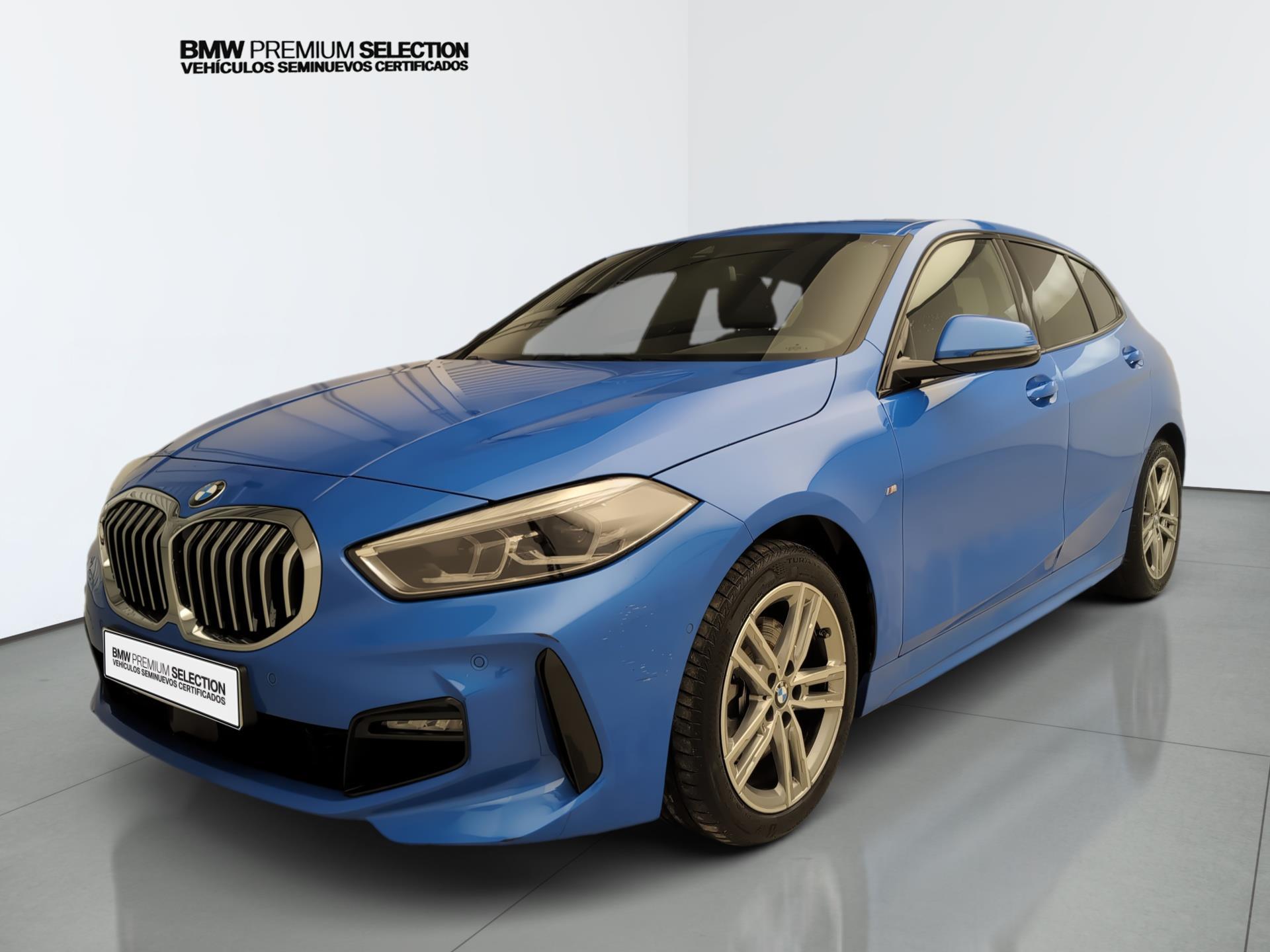 BMW Serie 1 118d color Azul. Año 2024. 110KW(150CV). Diésel. En concesionario Automotor Costa, S.L.U. de Almería