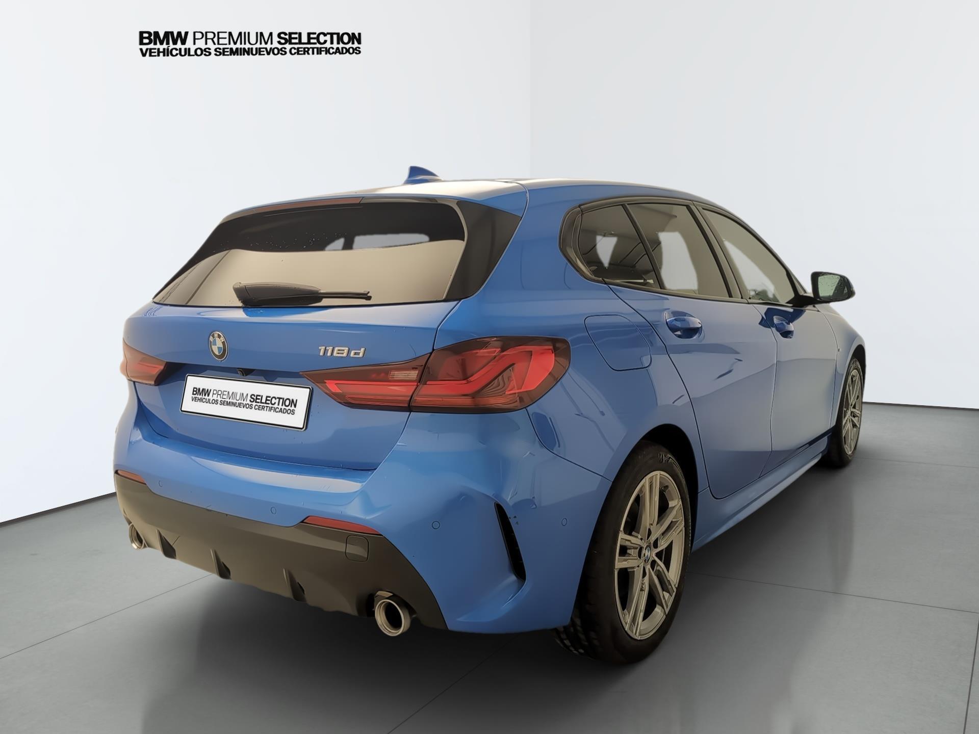 BMW Serie 1 118d color Azul. Año 2024. 110KW(150CV). Diésel. En concesionario Automotor Costa, S.L.U. de Almería