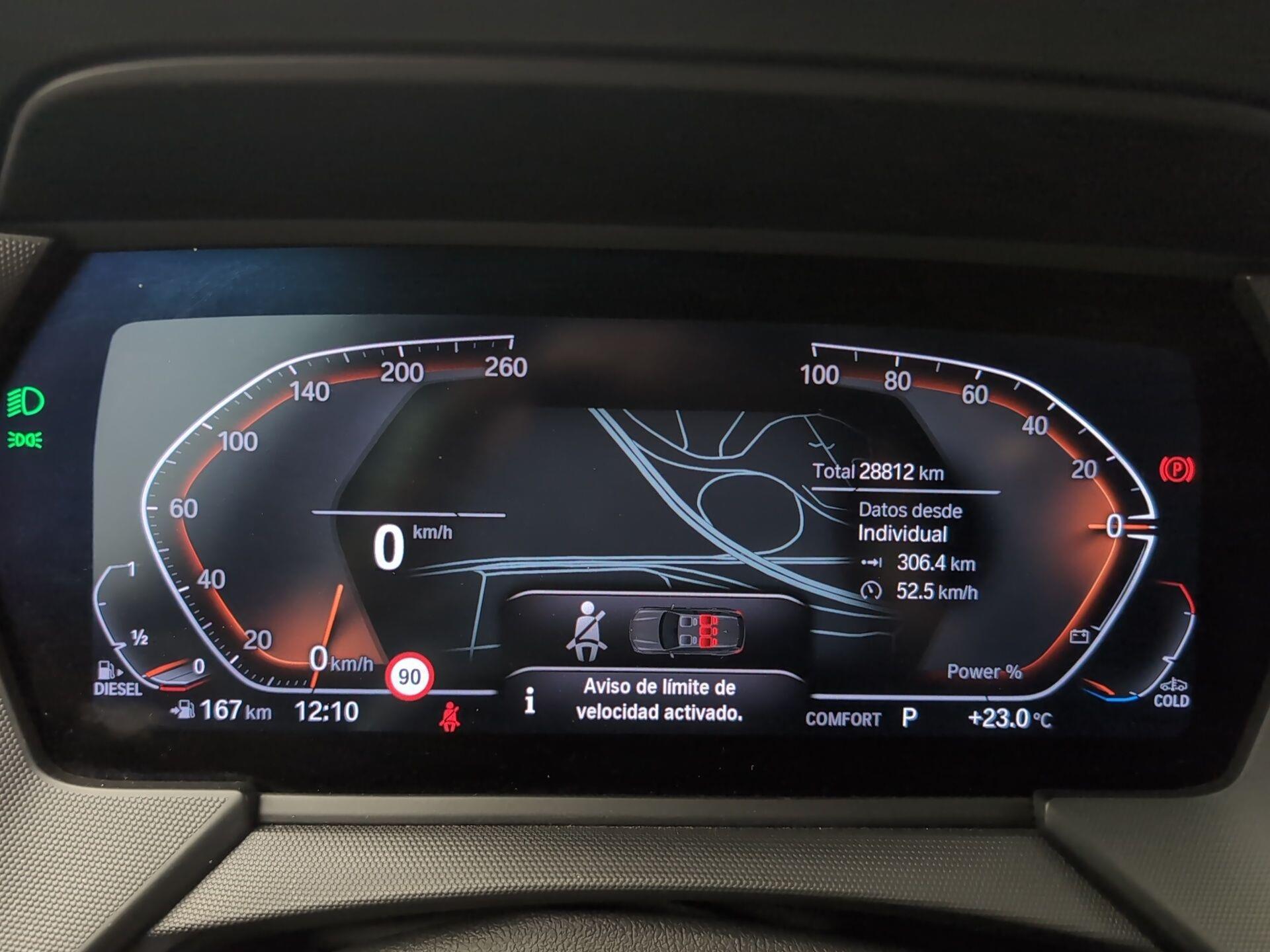 BMW Serie 1 118d color Azul. Año 2024. 110KW(150CV). Diésel. En concesionario Automotor Costa, S.L.U. de Almería