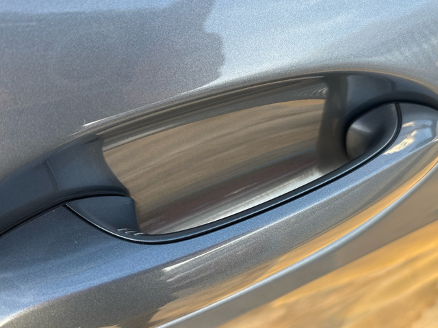 BMW Serie 1 118d color Gris. Año 2024. 110KW(150CV). Diésel. En concesionario BYmyCAR Madrid - Algete de Madrid